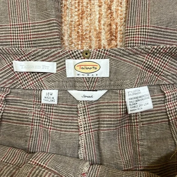 Talbots Woman Plaid Tailored Fit Stretch Pants Size 18W - Picture 5 of 6